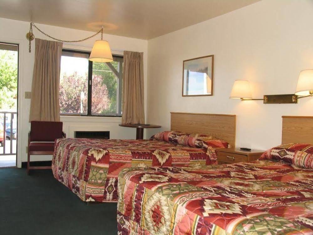 The Virginian Inn Moab Downtown Esterno foto